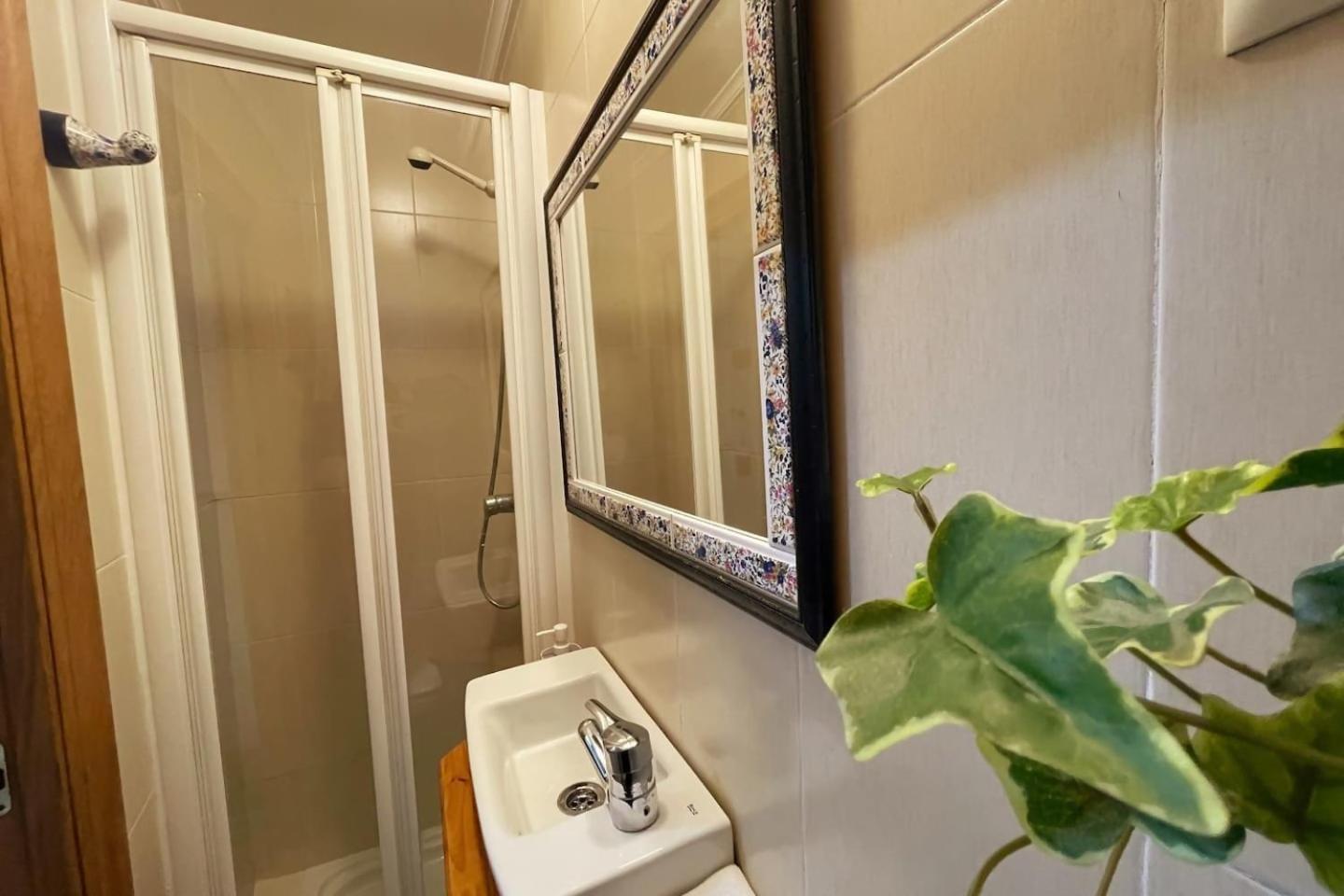 Tranquilo Apartamento Cerca Del Casco Viejo Bilbao Eksteriør billede